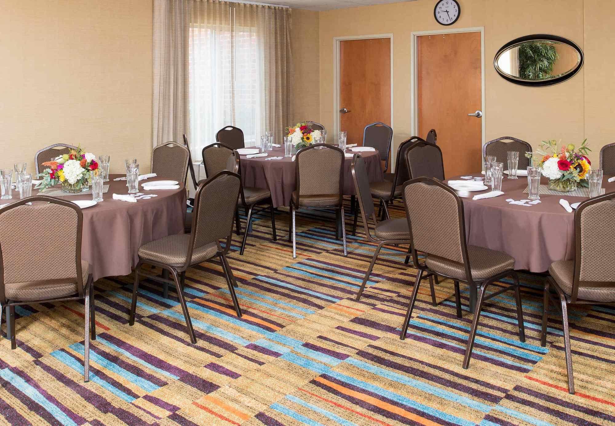 Fairfield Inn & Suites By Marriott Columbus East Reynoldsburg Eksteriør billede