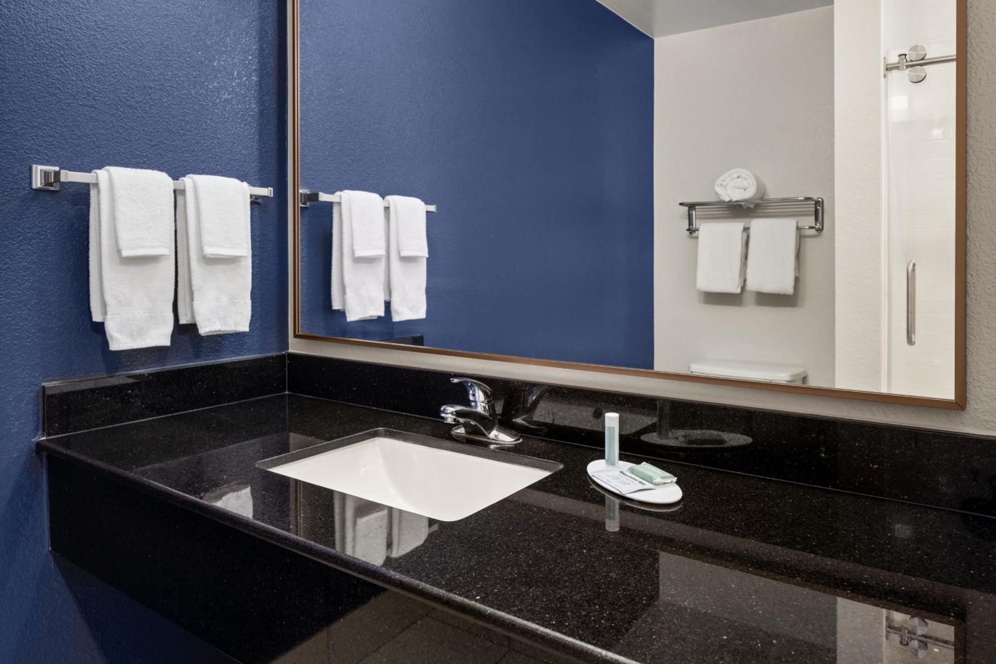 Fairfield Inn & Suites By Marriott Columbus East Reynoldsburg Eksteriør billede