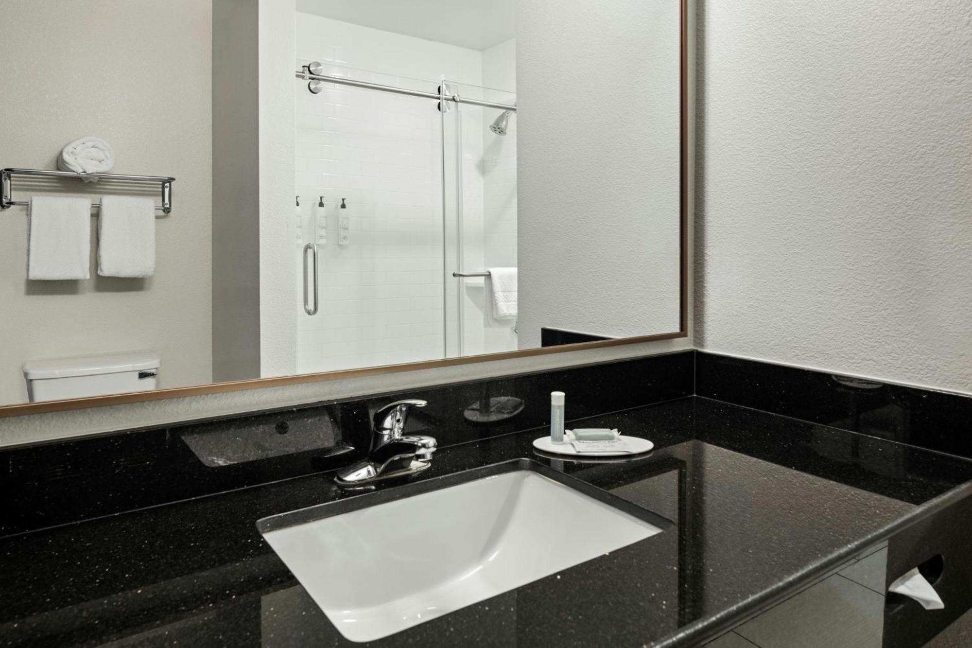 Fairfield Inn & Suites By Marriott Columbus East Reynoldsburg Eksteriør billede